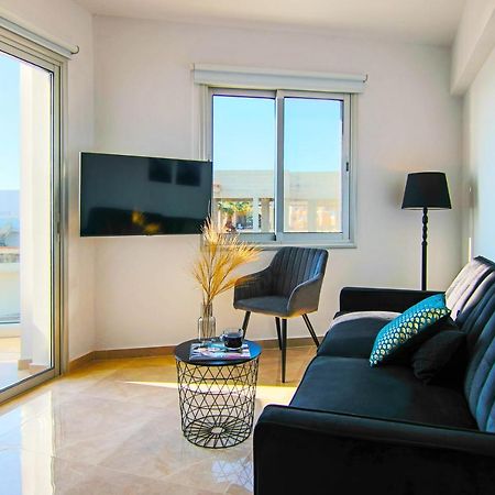 Phaedrus Living Seaside Residence Lighthouse 70 Paphos Buitenkant foto